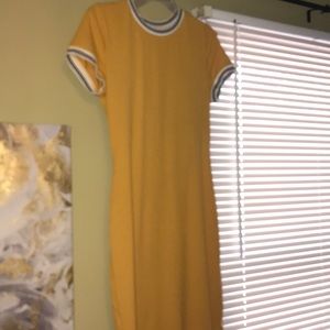 body con yellow dress